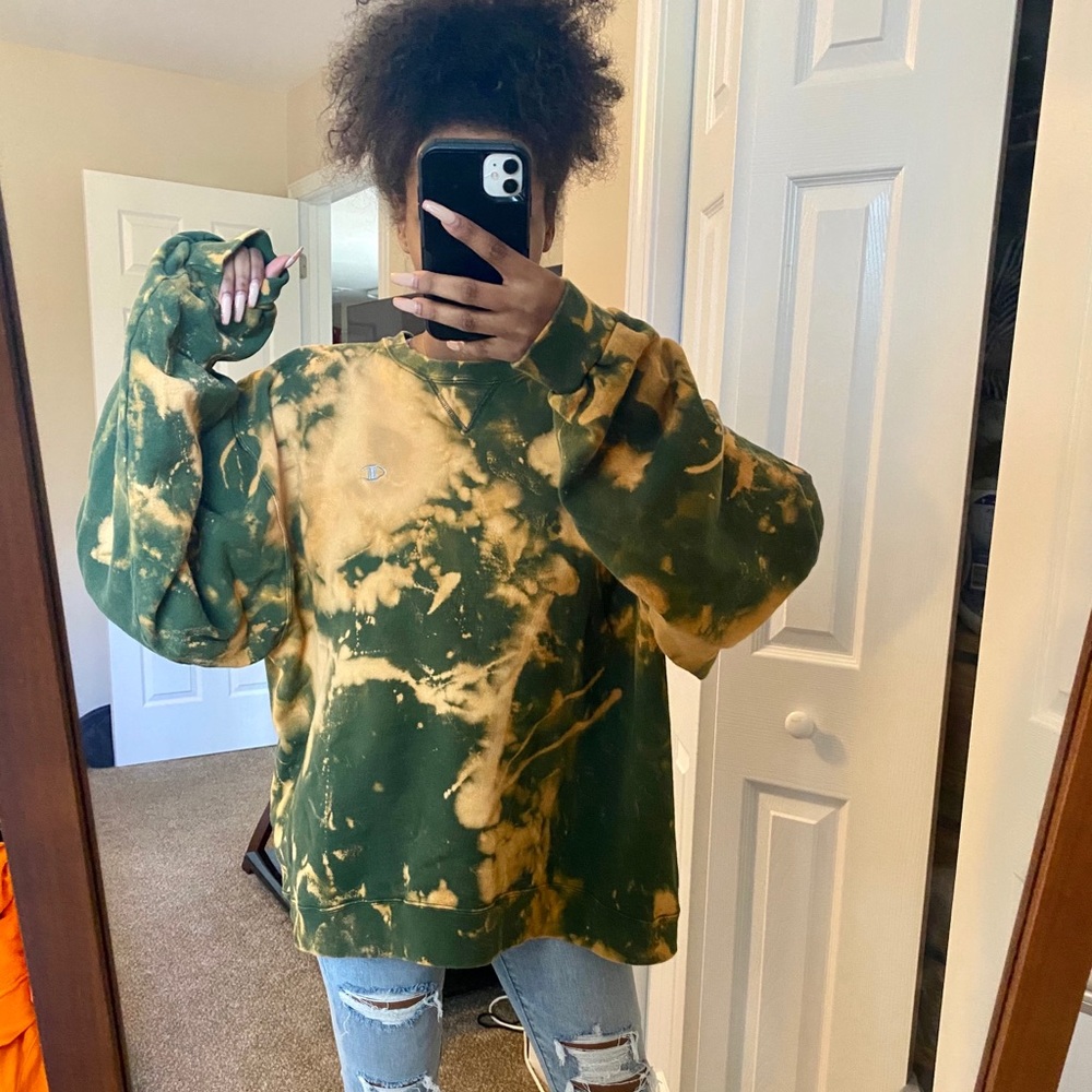 Vintage bleached champion sweatshirt